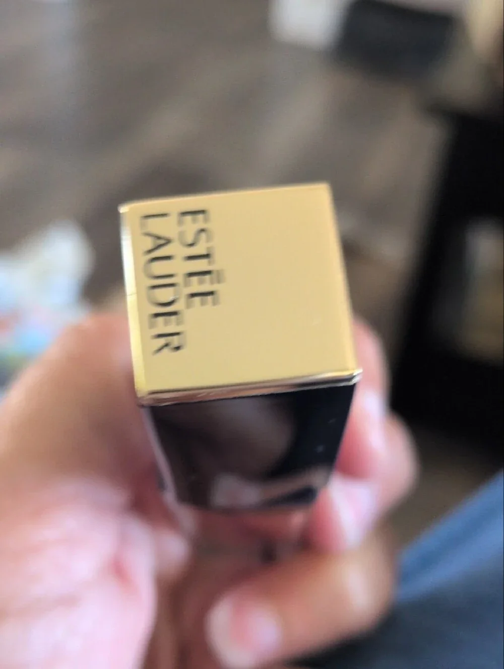 Estee Lauder Liquid Lip gloss